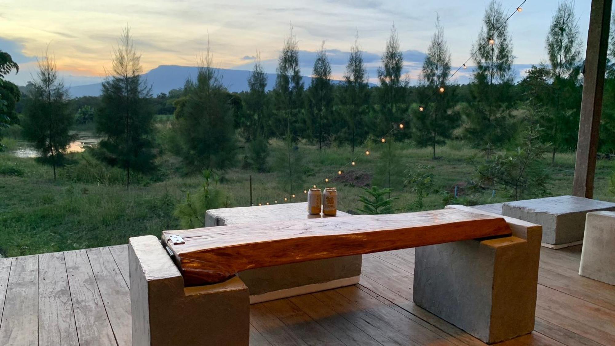 ฟาร์มแกะภูกระดึง Waraporn Valley Ban Nong Tum Exterior foto